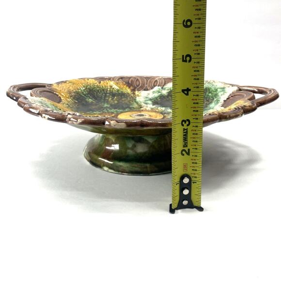 Rare Late 1800s Majolica Begonia Leaf Footed Compote w/Handles - Antique Display - Picture 7 of 7
